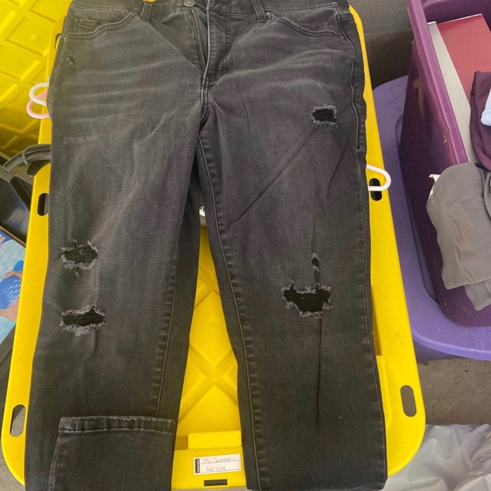 Lularoe jeans black/charcoal grey color distressed size 32